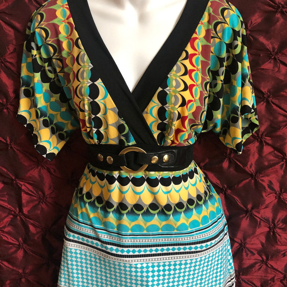 👉 Miss Bisou  Eye catcher  Blouse - Top